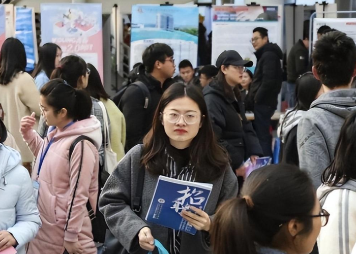 【2023年疫情爆发爆发的原因,2023年疫情爆发爆发的原因是什么】