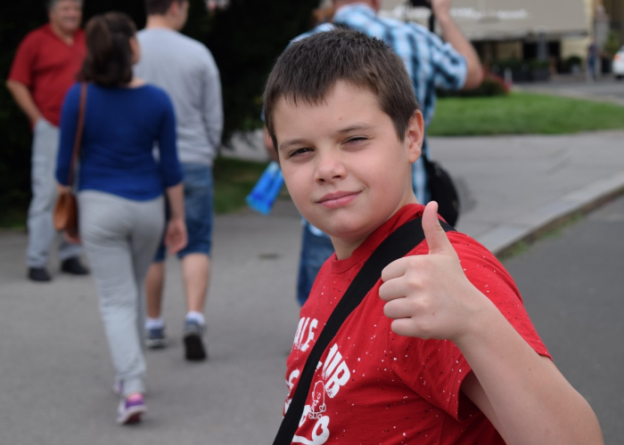 [推荐]“乐奕互娱到底有没有挂”(原来确实是有挂)