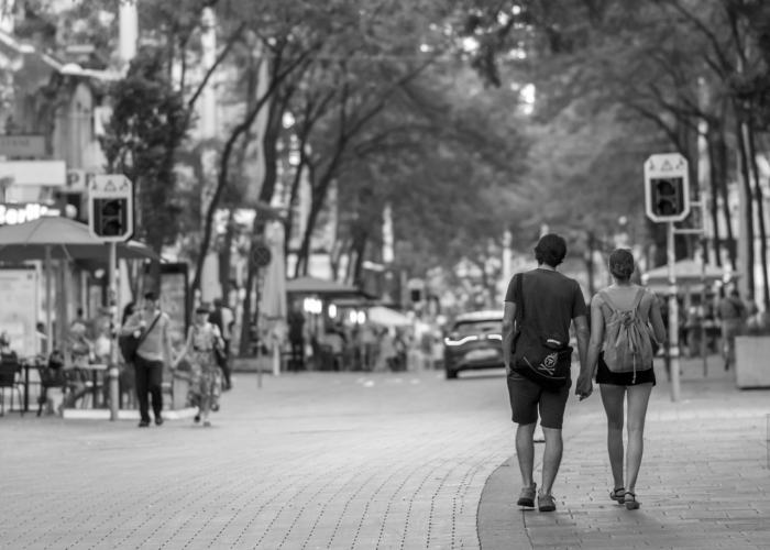 疫情那年开始,我们学会了在不确定中安放生活 疫情那年开始,我们学会了在不确定中安放生活