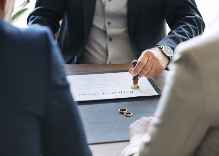 疫情的开始到结束英语/疫情的开始到结束英语怎么说