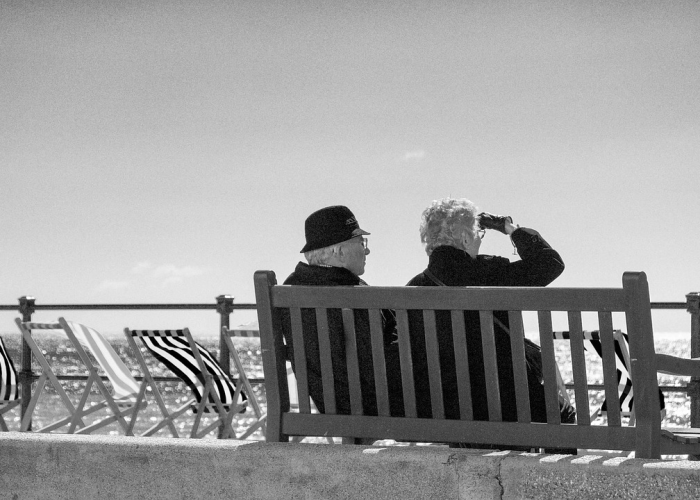 国门重开时，一场在不确定中寻找平衡的全球叙事