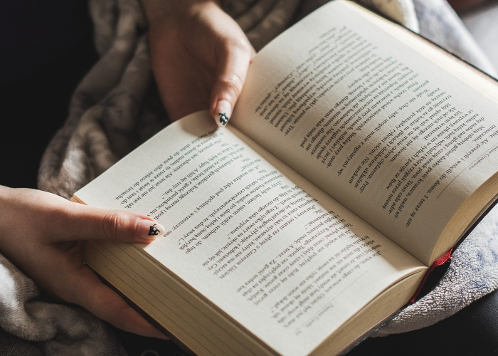 [分析]“亲亲指牌屋有没有挂”(原来确实是有挂)