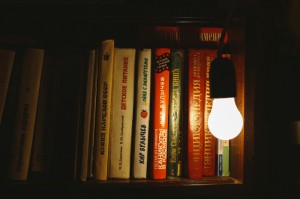 知识科普“赏金女王竟然有挂”教你装挂教程