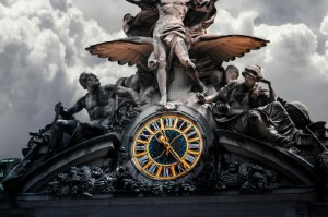 时间的裂痕，我们如何标记一场席卷全球的疫情起点？