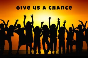 中国疫情全面开放时间，回顾、决策与未来展望