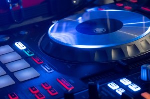 科普实测“蜀渝牌乐汇到底能不能开透视挂”(其实有挂)-知乎